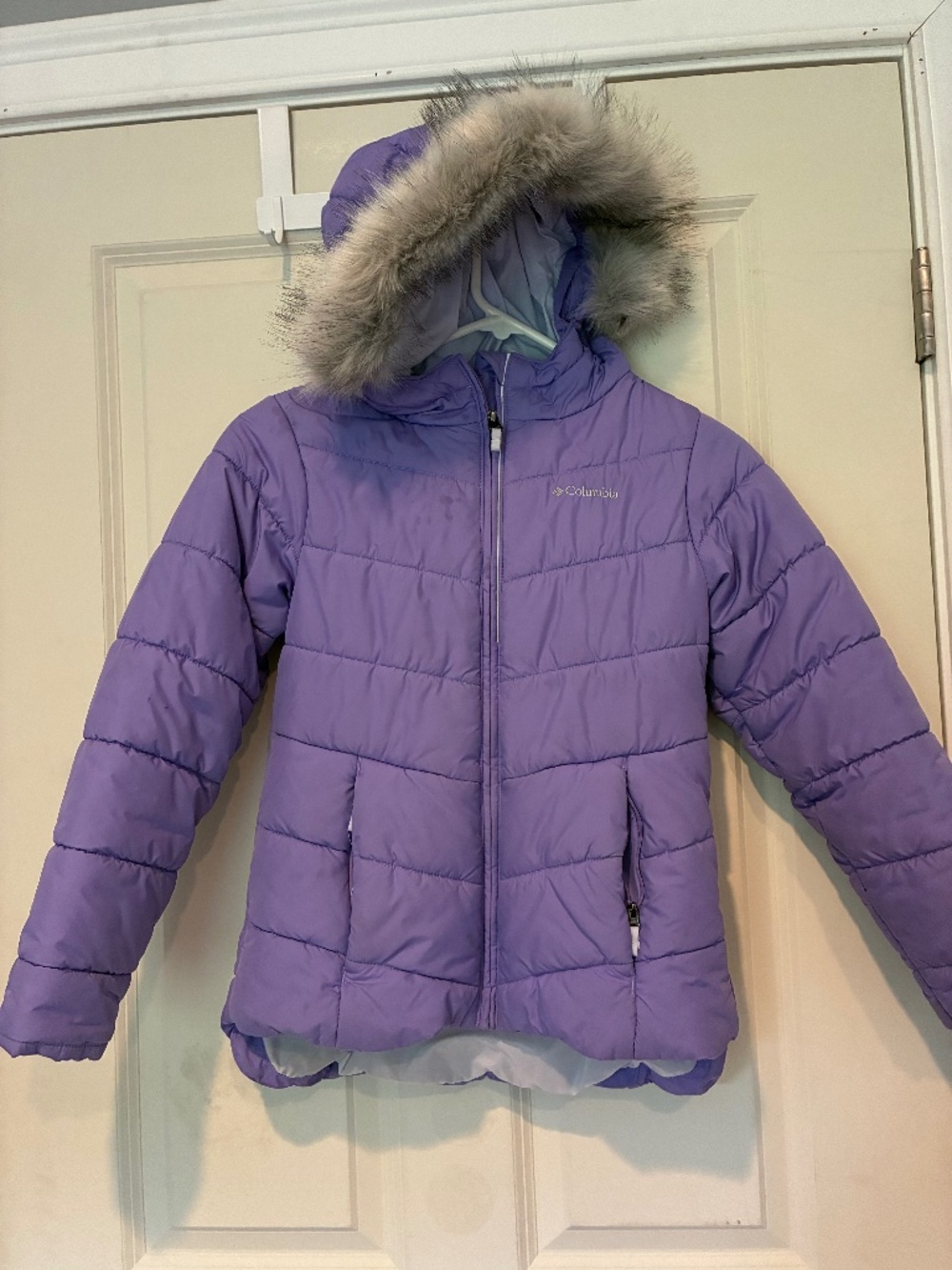 Girls Columbia winter coat size 10/12